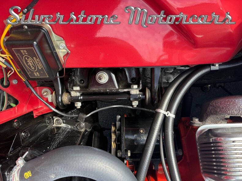 1957 Ford Thunderbird