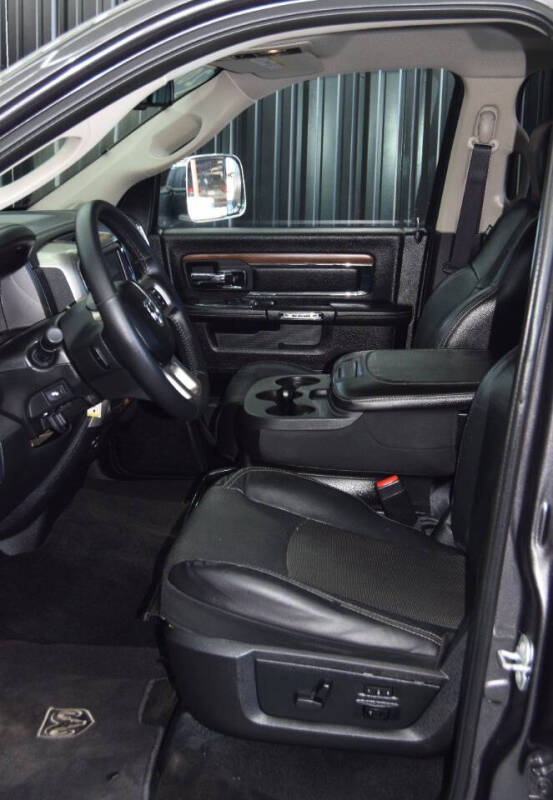 2016 RAM 1500 Laramie