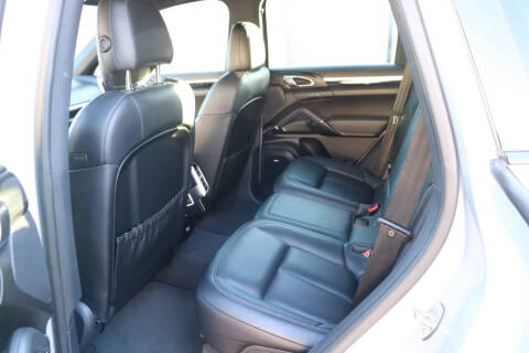 2016 Porsche Cayenne S