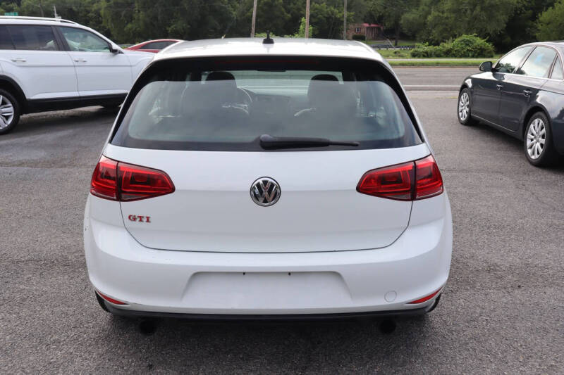 2017 Volkswagen Golf GTI