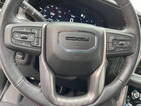 2023 GMC Yukon XL Denali Ultimate