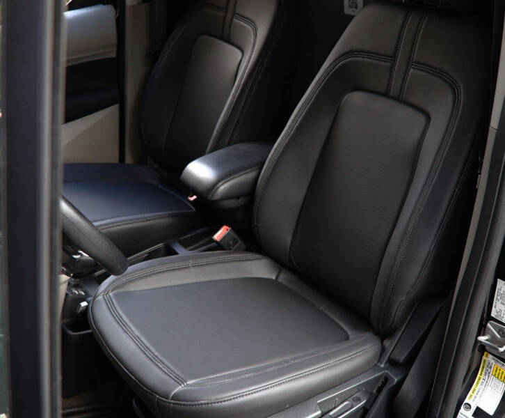 2022 Ford Transit Connect XLT