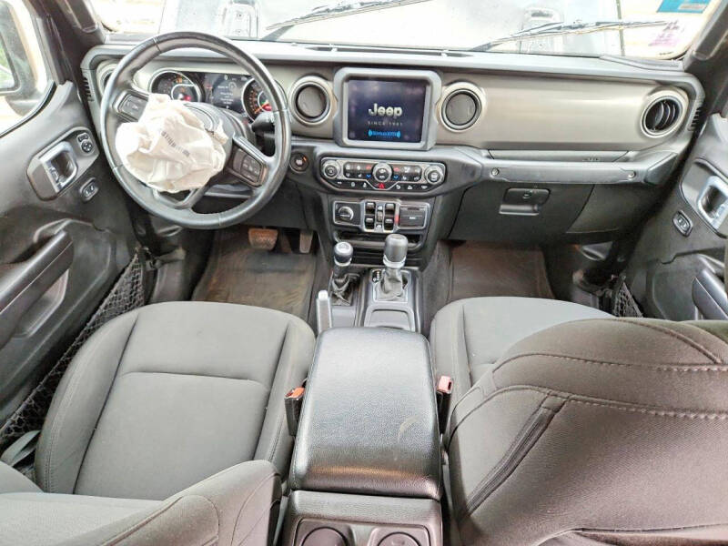 2021 Jeep Gladiator