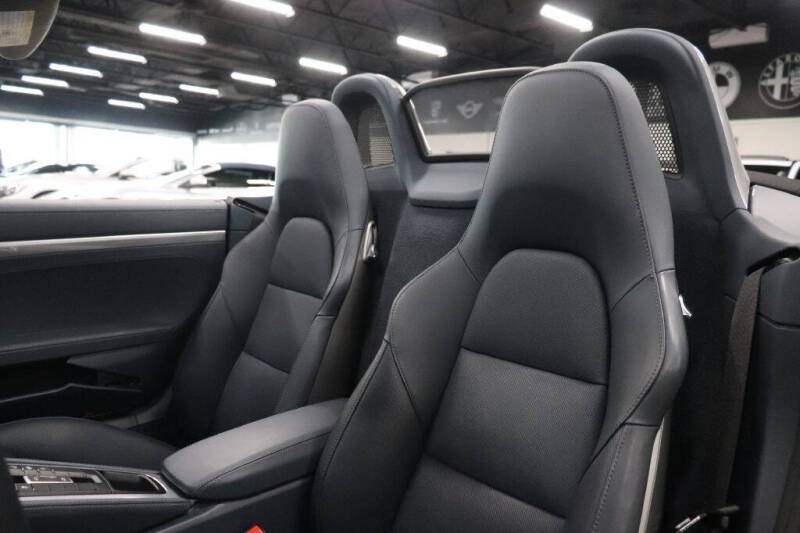 2024 Porsche 718 Boxster S