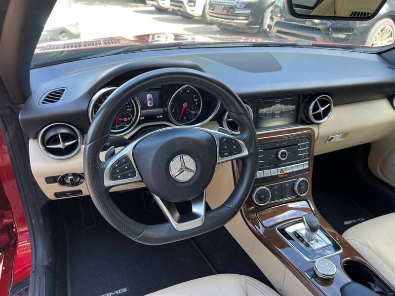 2018 Mercedes-Benz SLC Roadster SLC300 photo 12