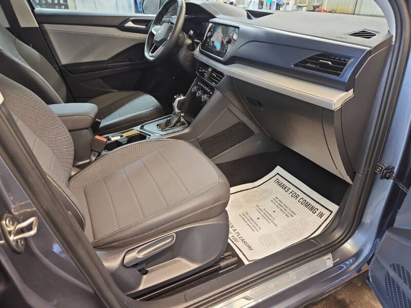 2024 Volkswagen Taos SE