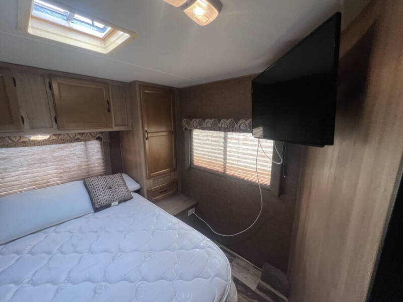 2015 Coachmen RV Freelander