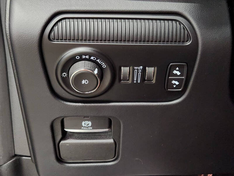 2022 Jeep Grand Wagoneer Series II