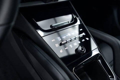 2025 Porsche Cayenne Coupe