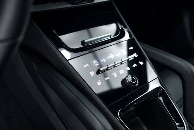 2025 Porsche Cayenne Coupe