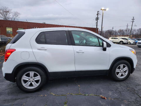 2020 Chevrolet Trax for sale at County Car Credit in Cleveland OH