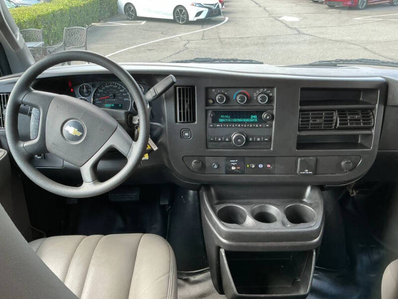 2020 Chevrolet Express 2500