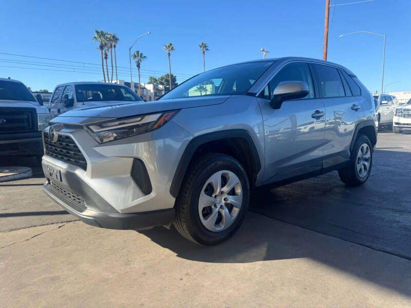 2023 Toyota RAV4 LE