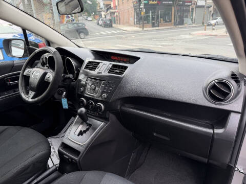 2014 Mazda MAZDA5 Sport