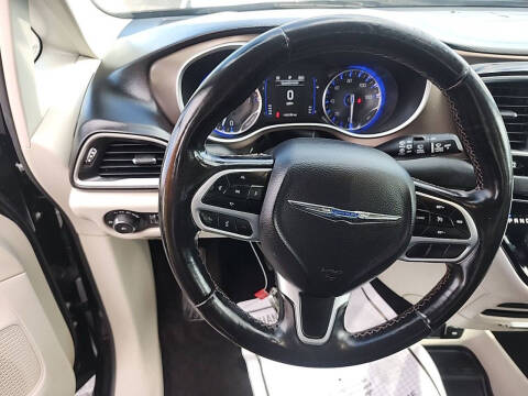2019 Chrysler Pacifica Touring L