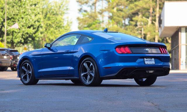 2021 Ford Mustang EcoBoost