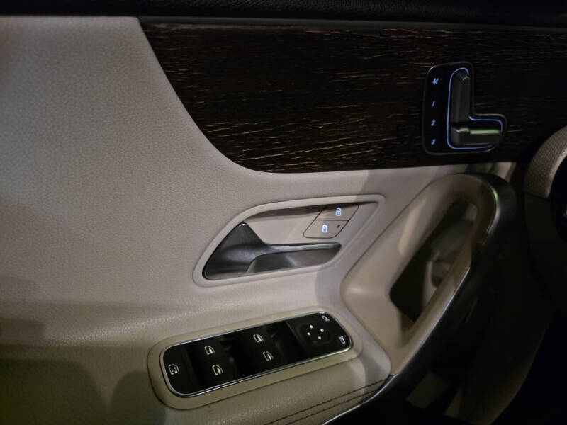 2019 Mercedes-Benz A-Class A 220