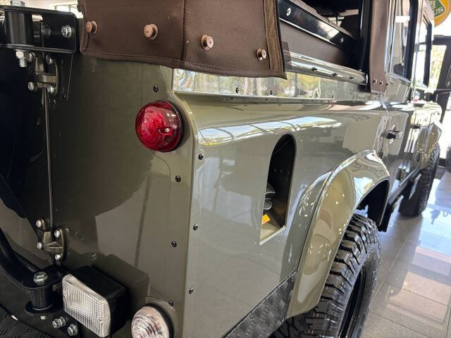 1998 Land Rover Defender 11