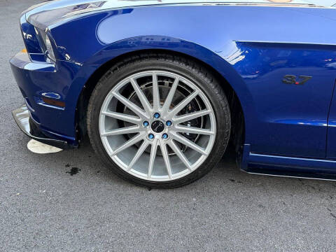 2014 Ford Mustang V6