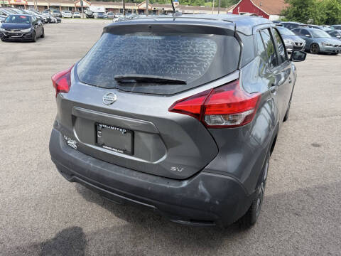 2019 Nissan Kicks S