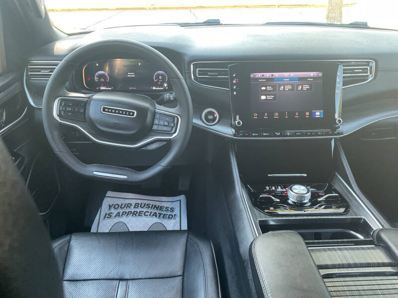 2023 Jeep Wagoneer Series III