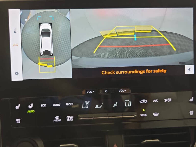 2024 Subaru Solterra Touring