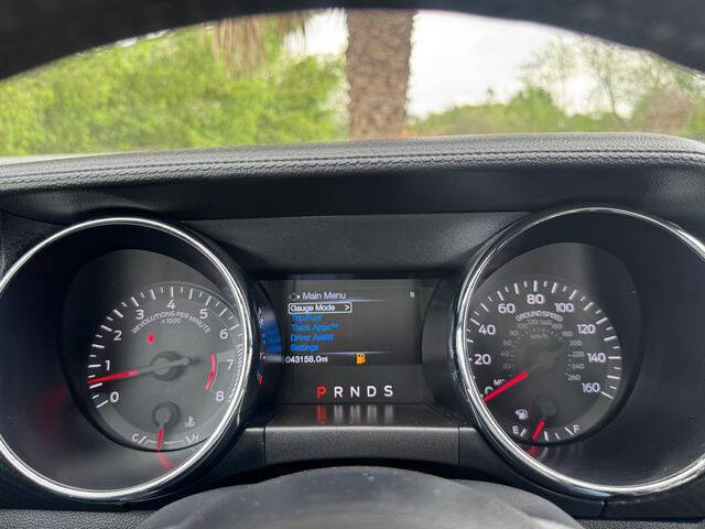 2017 Ford Mustang V6