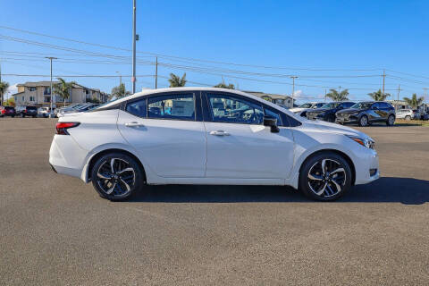 2025 Nissan Versa SR