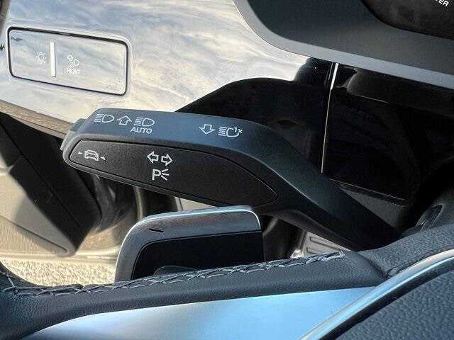 2024 Audi Q8 e-tron quattro Premium Plus