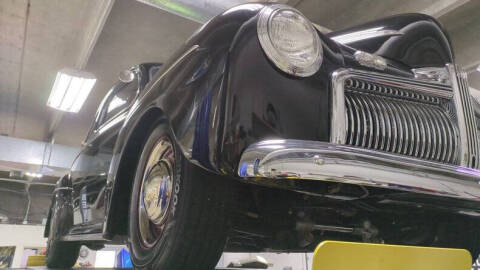 1942 Ford Super Deluxe