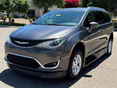 2020 Chrysler Pacifica Touring L Plus