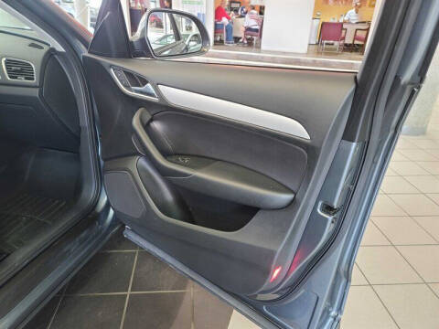 2017 Audi Q3 2.0T Premium