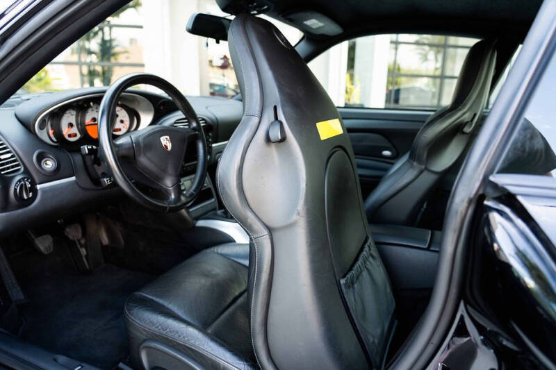 2003 Porsche 911 GT2