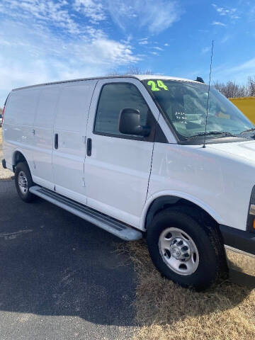 2024 Chevrolet Express 2500