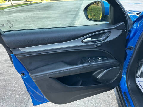 2018 Alfa Romeo Stelvio Ti Sport