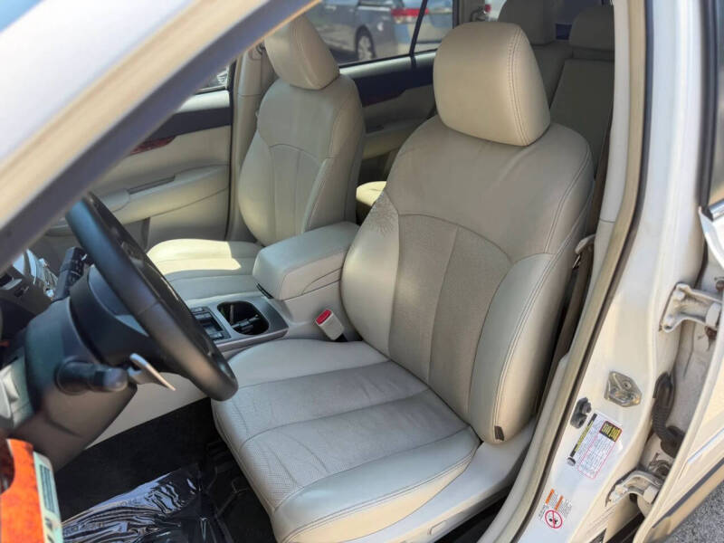 2012 Subaru Outback 2.5i Limited
