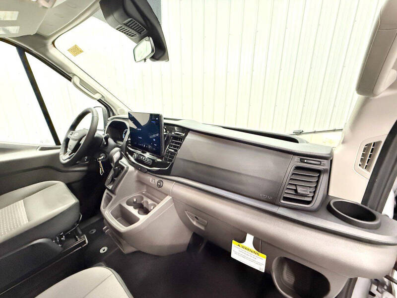 2025 Ford Transit
