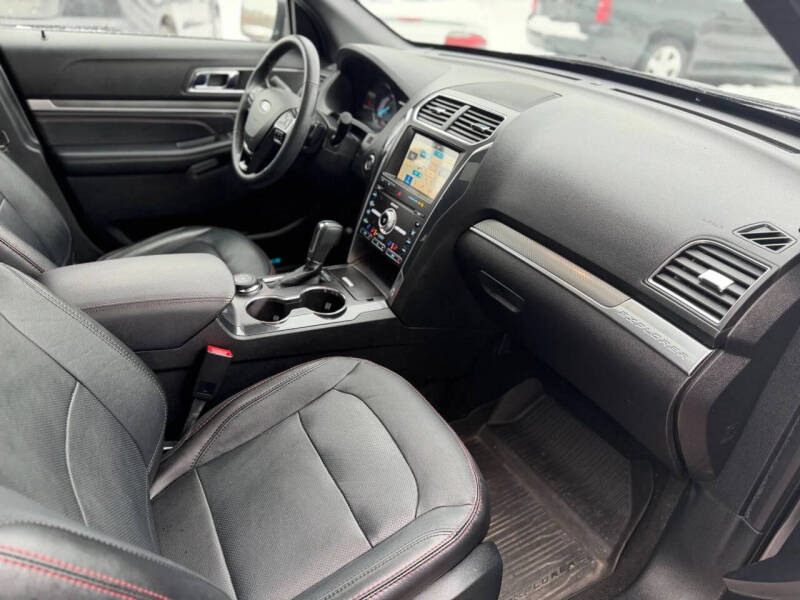 2019 Ford Explorer Sport