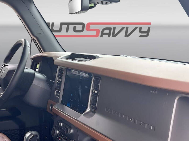 2024 Ford Bronco Outer Banks