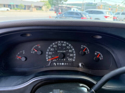 2002 Ford E-Series E-250