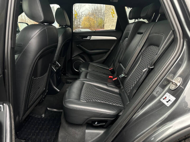 2016 Audi SQ5 3.0T quattro Prestige