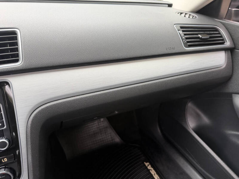 2012 Volkswagen Passat