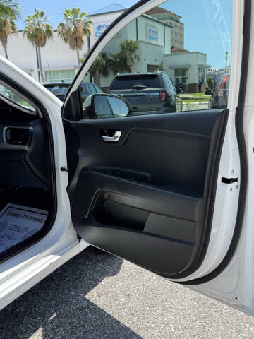 2022 Kia Rio S