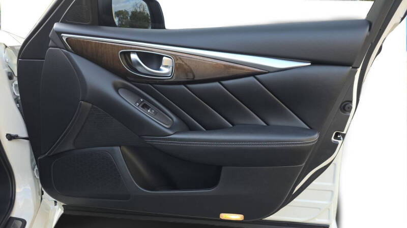 2018 Infiniti Q50 3.0T Luxe