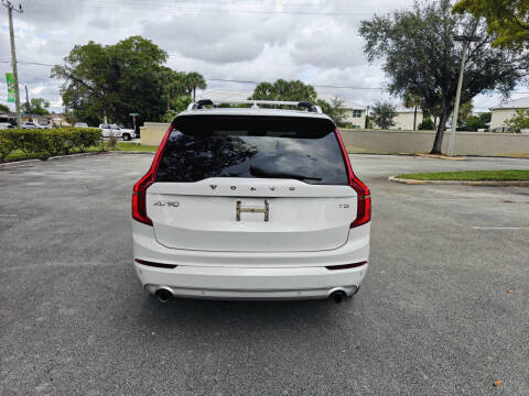2018 Volvo XC90 T5 Momentum 7-Passenger