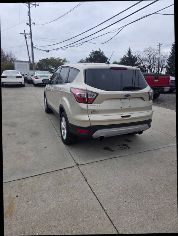 2017 Ford Escape SE
