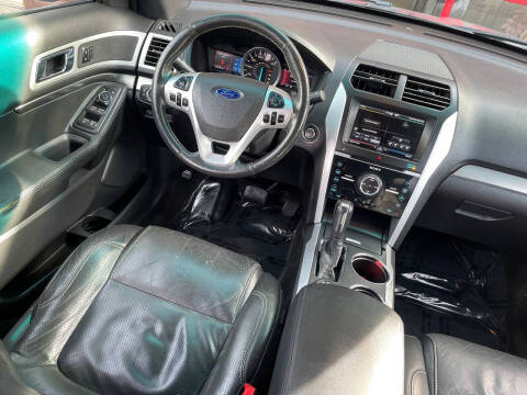 2014 Ford Explorer Sport