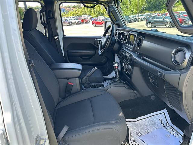 2022 Jeep Gladiator Willys