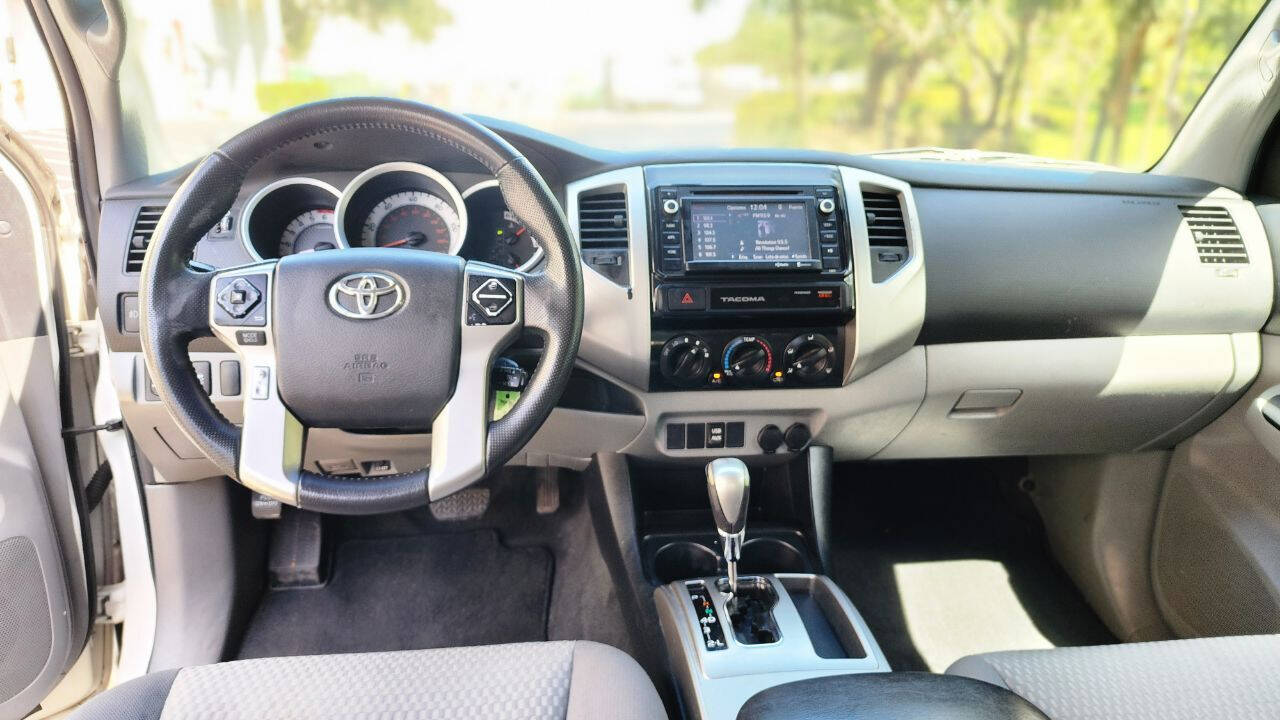 2015 TOYOTA Tacoma Pickup - $15,990