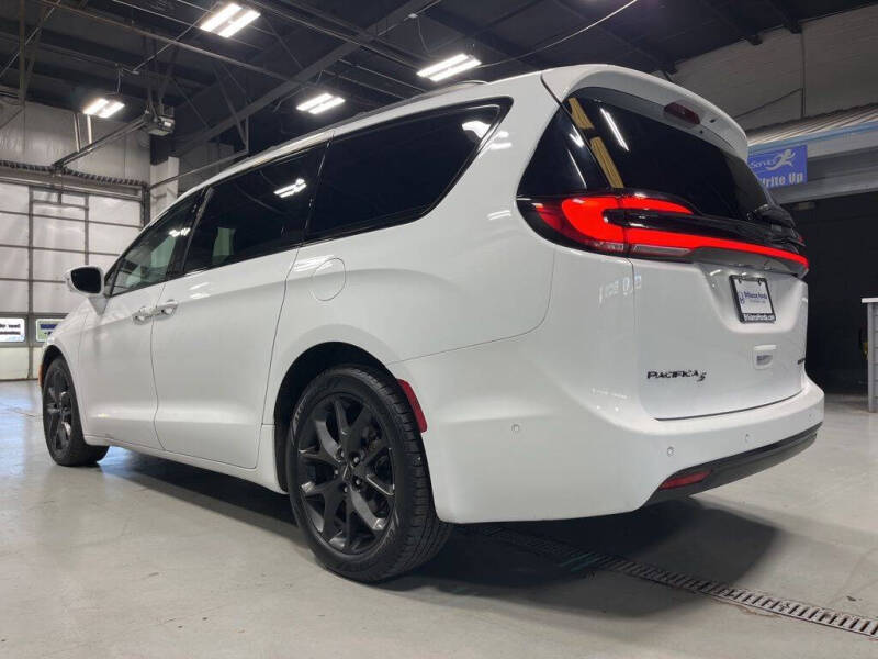 2022 Chrysler Pacifica Limited